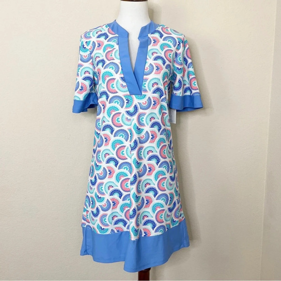 Aqua Et Sol Kaleidoscope Print V-Neck Short Sleeve UPF 50 Beach Coverup Dress - Picture 1 of 11